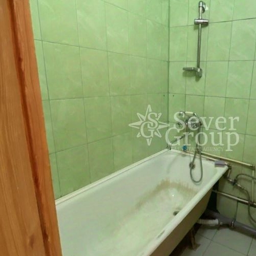 1-комн квартира д. Лопухинка, улица Первомайская, 3