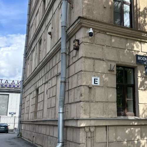 3-комн квартира Московский проспект, 102