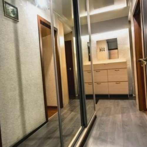 2-комн квартира Байконурская улица