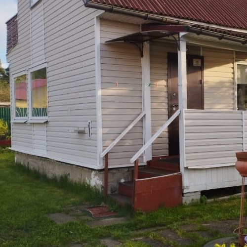 Коттедж/дом Восход садоводческий массив, Кировец-3/8 СНТ, аллея 8-я,  д. 8