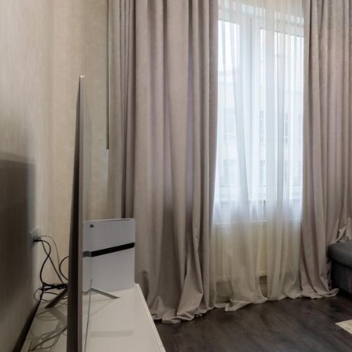 1-комн квартира улица Адмирала Трибуца, 10