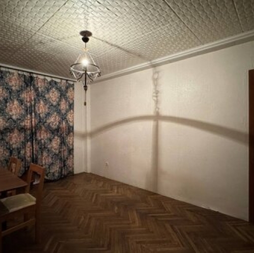 2-комн квартира Большевиков пр-кт,  д. 71,  к. 2