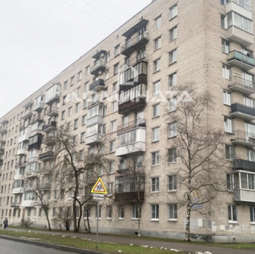 1-комн квартира улица Тамбасова,  д. 36 к1