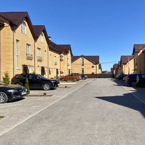 Коттедж/дом д. Низино, улица Меншиковская