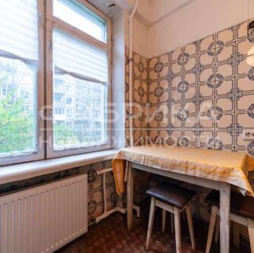 2-комн квартира Космонавтов пр-кт,  д. 19,  к. 3