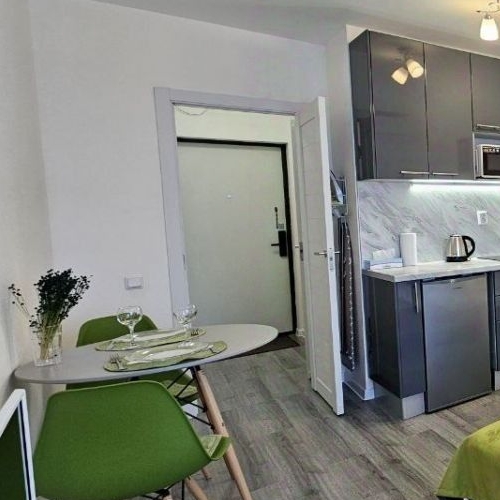 Студия улица Русановская, 28