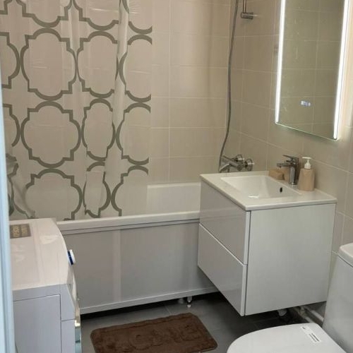 1-комн квартира д. Новосаратовка, улица Первых, 4к1