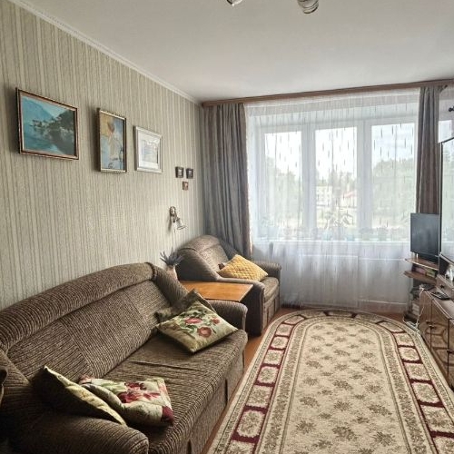 3-комн квартира Луга, проспект Кирова, 68