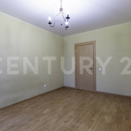 2-комн квартира улица Шелгунова,  д. 7 к2