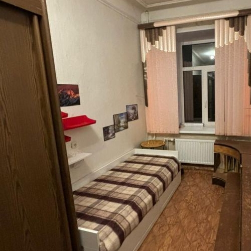 Комната улица Михайлова, 12В