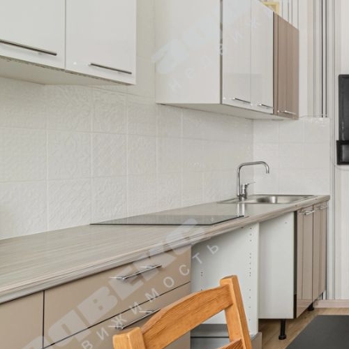 1-комн квартира пос. Бугры, улица Нижняя, 7