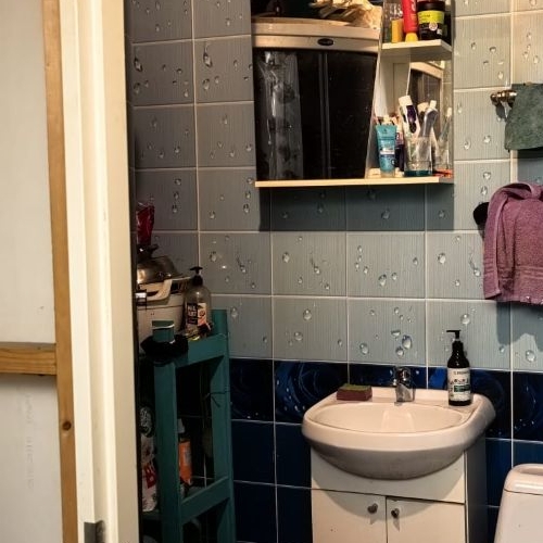 3-комн квартира улица Матроса Железняка, 21