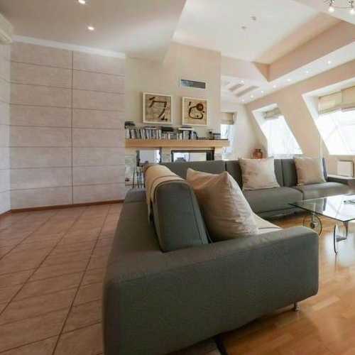 3-комн квартира Итальянская улица, 12а