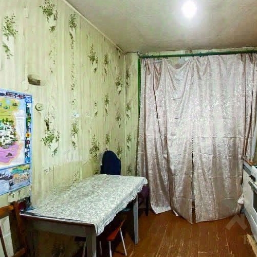 Комната Кириши, Волховская набережная, 24