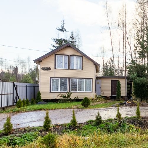 Коттедж/дом Михайловское СНТ, аллея Соловьиная,  д. 57