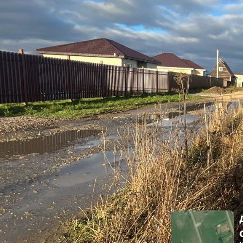 Земельный участок д. Аннолово, проезд 1-й Кошелевский,  д. 10