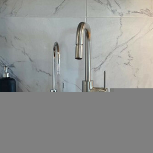 2-комн квартира Кириши г, Нефтехимиков ул,  д. 6