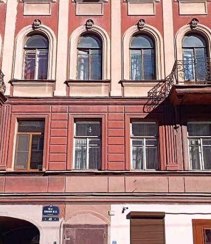 Комната 16-я Васильевского острова линия, 49