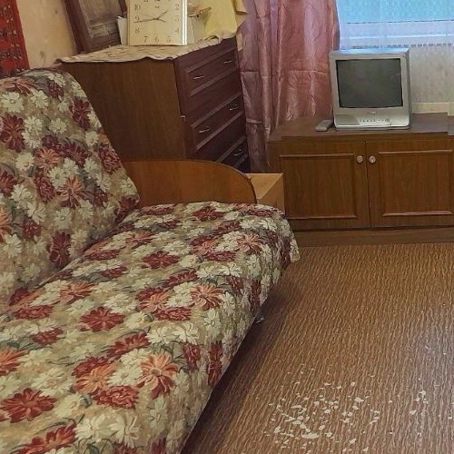 1-комн квартира Имени Морозова городской поселок, улица Пионерская, 6