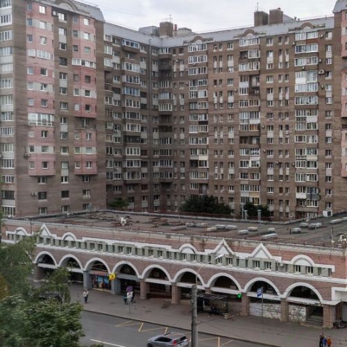 3-комн квартира улица Есенина, 12К1