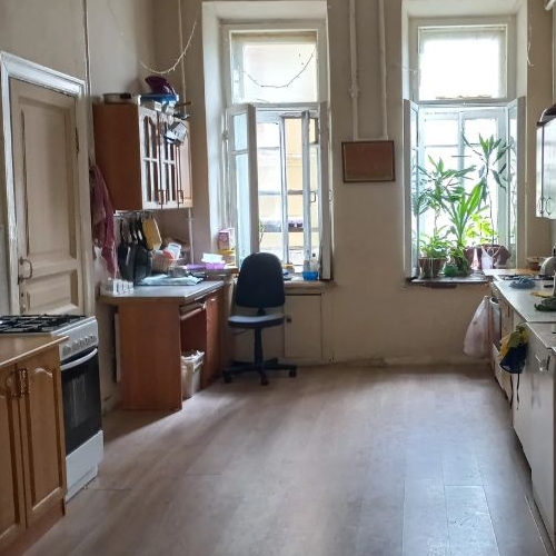 Комната 17-я Васильевского острова линия, 70/12