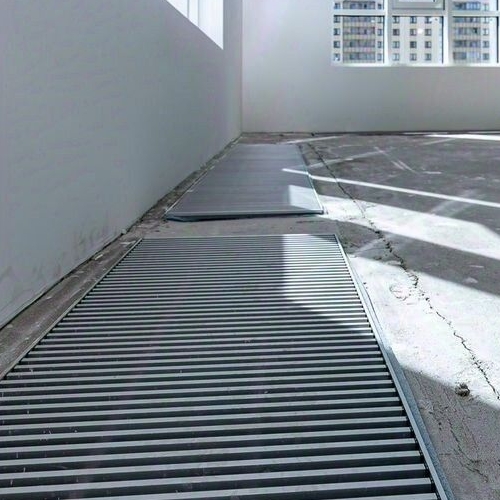 4-комн квартира улица Дыбенко, 8к1