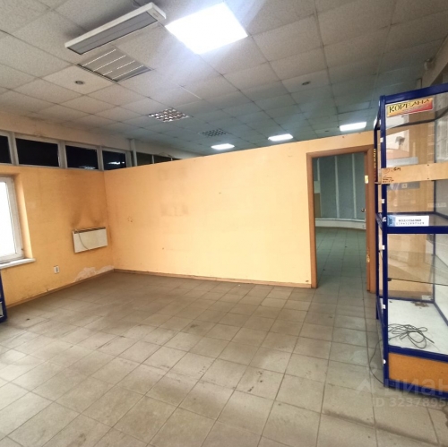 Отдельное здание Въезд, проспект 25 Октября,  д. 52Б