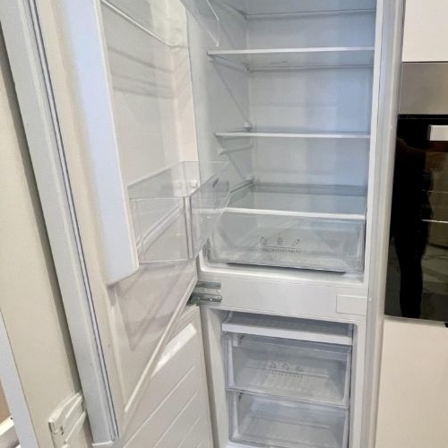 1-комн квартира Новоселье городской поселок, улица Петропавловская, 13