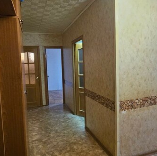 2-комн квартира Центральная улица,  д. 9