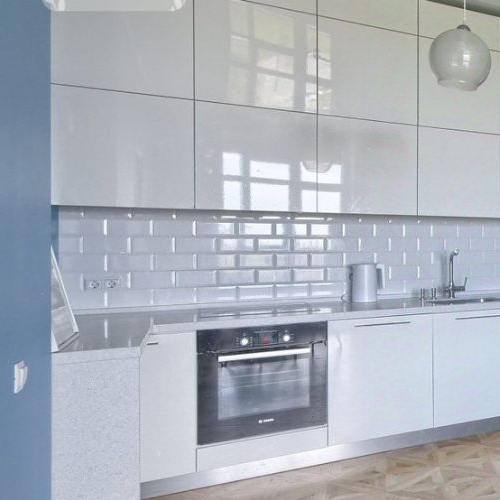 2-комн квартира улица Жукова, 3