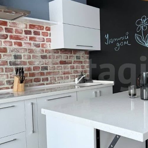 3-комн квартира улица Среднерогатская, 9