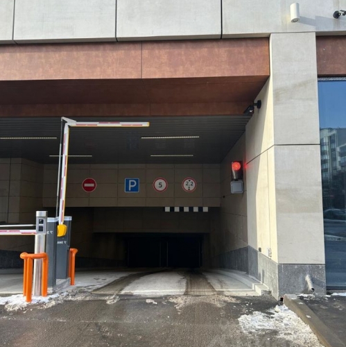 Гараж/парковка улица Стахановцев,  д. 1 с1