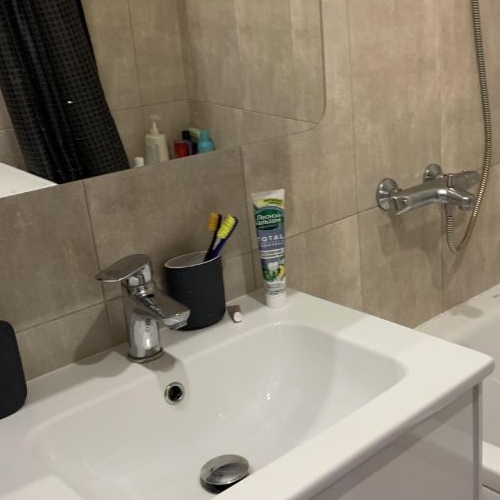 3-комн квартира проспект Королева, 28