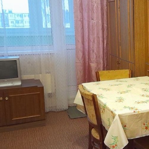 1-комн квартира Имени Морозова городской поселок, улица Пионерская, 6