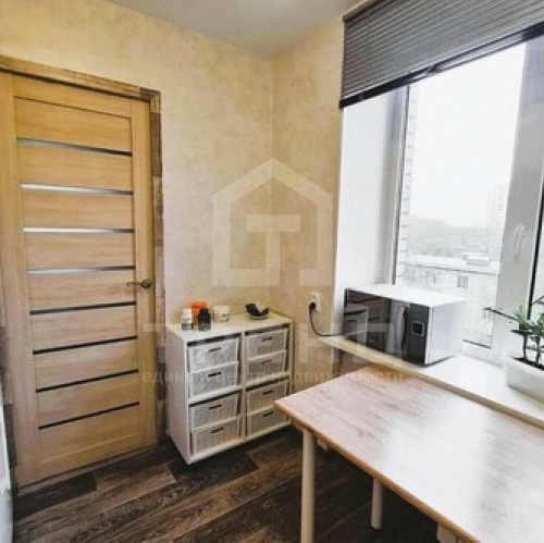 2-комн квартира Большевиков пр-кт,  д. 63 к1