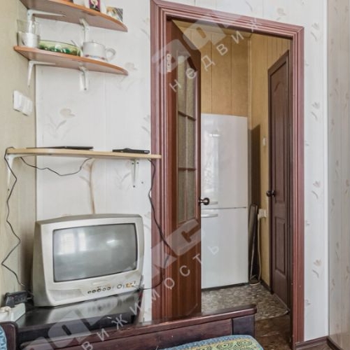 1-комн квартира Южный мкр, улица Доктора Сотникова, 1