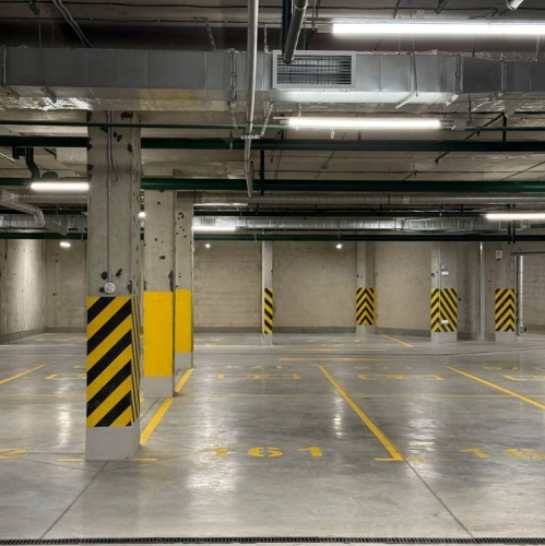 Гараж/парковка Уральская улица,  д. 23