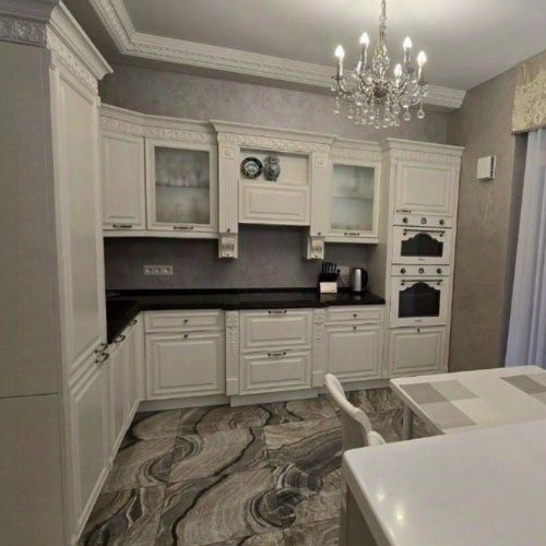 2-комн квартира улица Жукова, 3