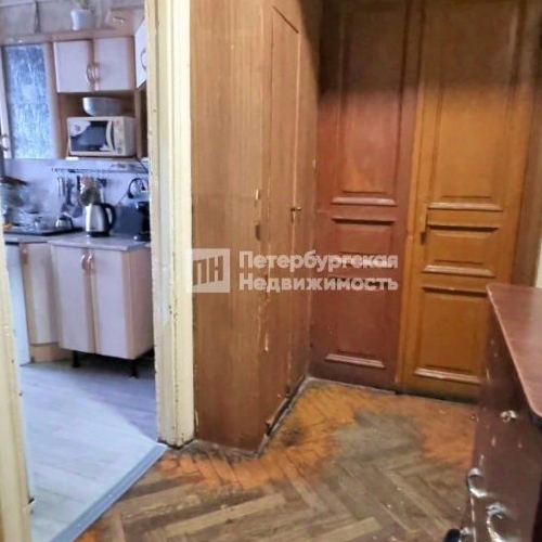 Комната 15-я Васильевского острова линия, 72