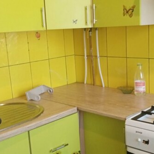 2-комн квартира Кировский район, Центральная улица,  д. 1