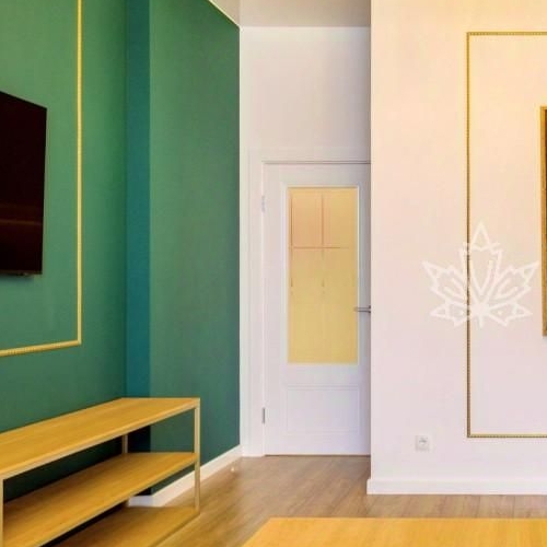 2-комн квартира улица Жукова, 1