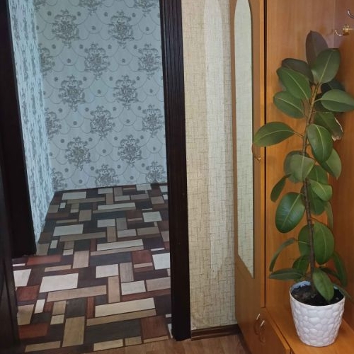 3-комн квартира улица Рихарда Зорге, 7