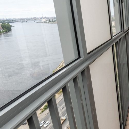 1-комн квартира Октябрьская набережная, 44