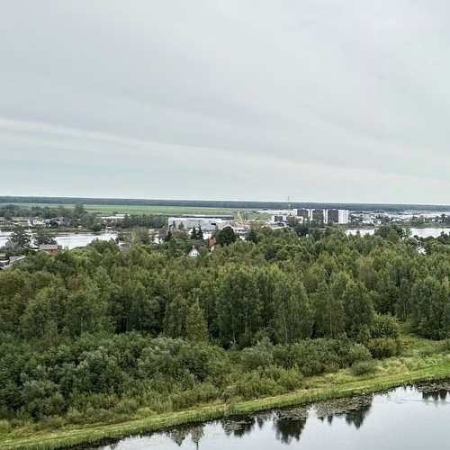 3-комн квартира пос. Металлострой, Центральная улица, 19к3