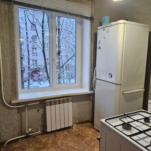 2-комн квартира Центральная улица,  д. 9