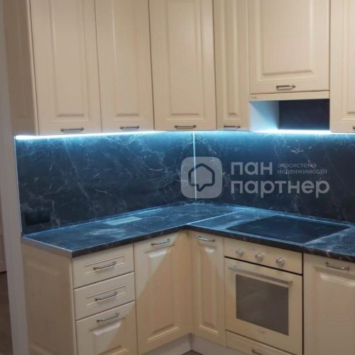 3-комн квартира Пулковское шоссе, 42к6