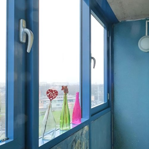 2-комн квартира проспект Космонавтов, 37