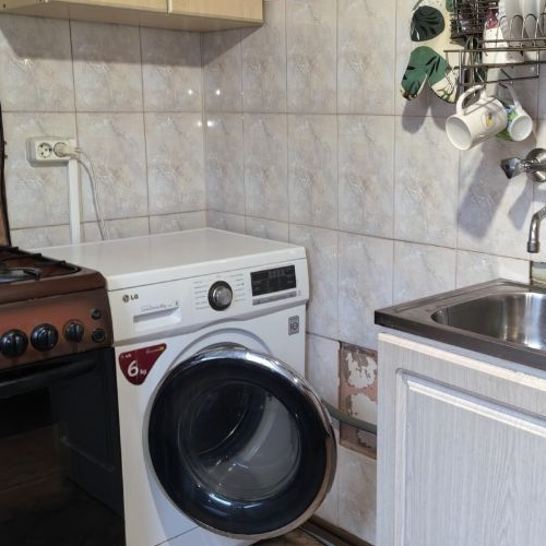 3-комн квартира Пражская улица, 33