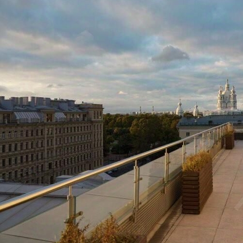 3-комн квартира Смольный проспект, 17