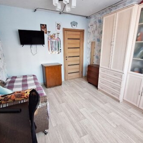 3-комн квартира улица Лётчика Пилютова,  д. 5